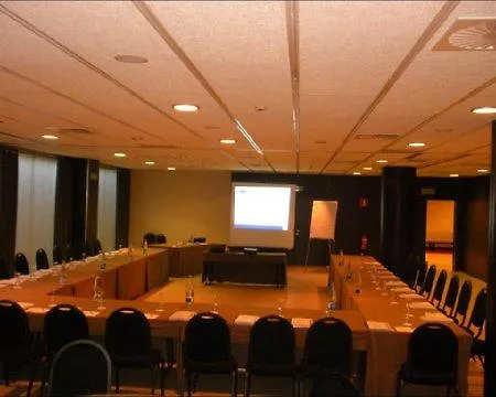 Hotel Azz Pamplona Norte 4*