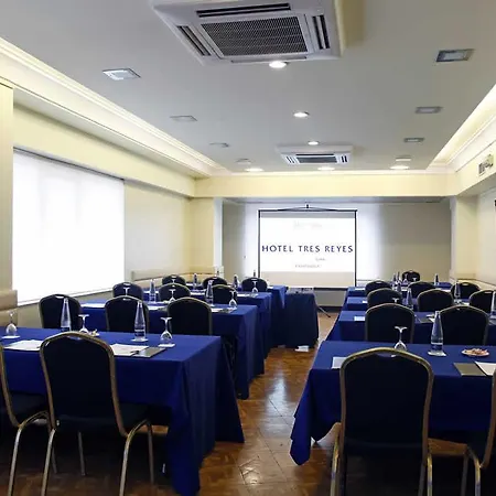 Tres Reyes Hotel 4*