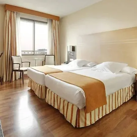 Blanca De Navarra Hotel
