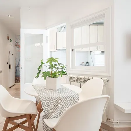 Amandere Apartment *