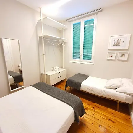 Navas I Apartment *