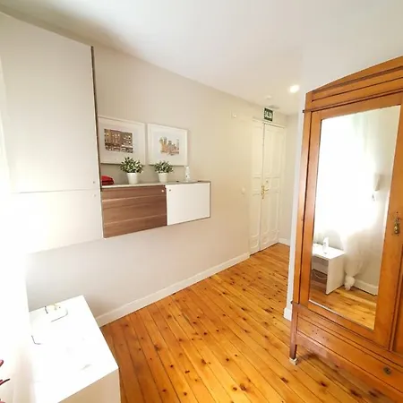 Navas I Apartment