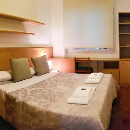 Alojamientos Pamplona Apartamentos * Pamplona