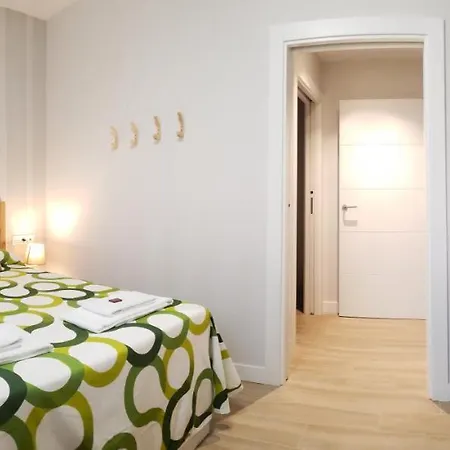 Apartamento Alojamientos Pamplona Apartamentos *