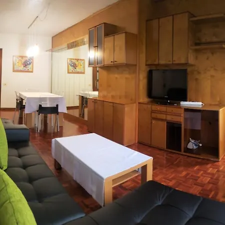 Alojamientos Pamplona Apartamentos * Pamplona