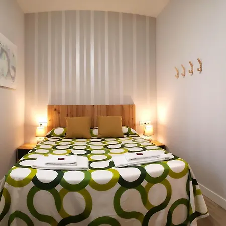 Alojamientos Pamplona Apartamentos *