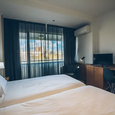 Sancho Ramirez Hotel 3*