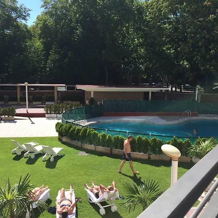 Tres Reyes Hotel