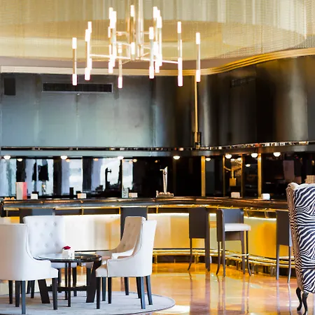 Tres Reyes Hotel 4*