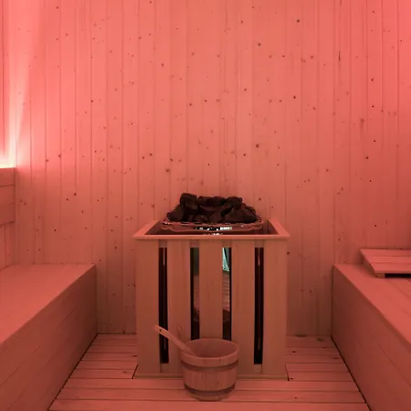Pompaelo Urban Hotel