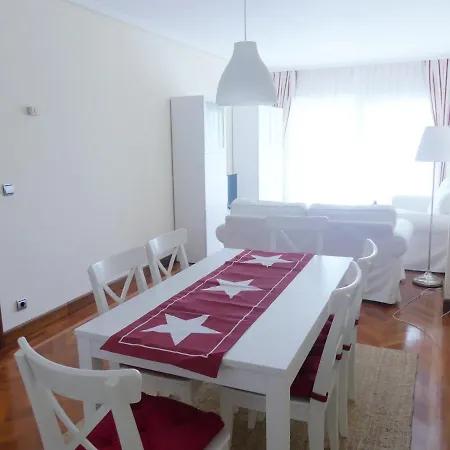 Luminoso, Funcional Y Amplio En Zona Hospitalaria Apartment Pamplona