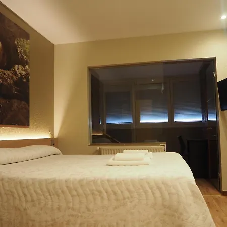 Acella Guest house Pamplona