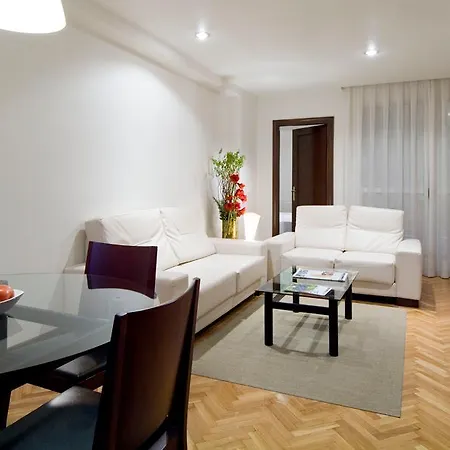 Apartahotel Mendebaldea 3*