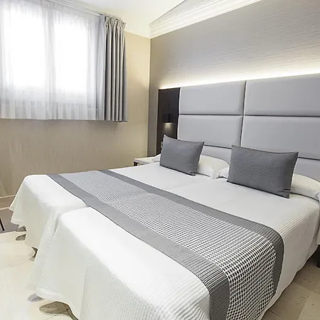 Habitus Europa 3* Pamplona