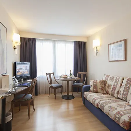 Albret 4* Pamplona