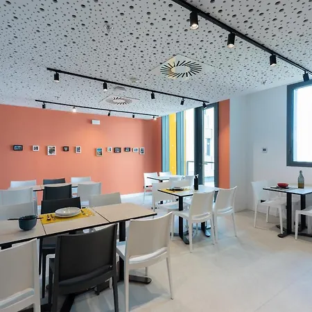 Apartahotel And Coliving *