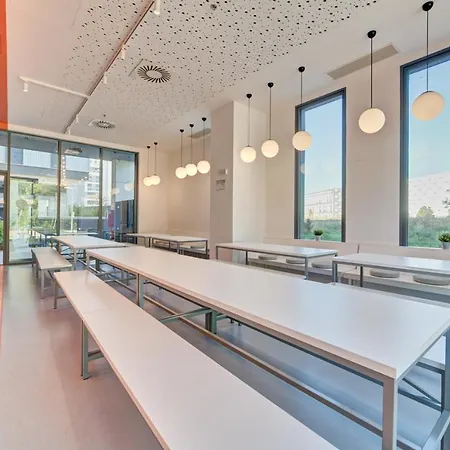 Apartahotel And Coliving *