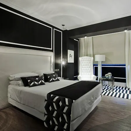 Tres Reyes Hotel 4*