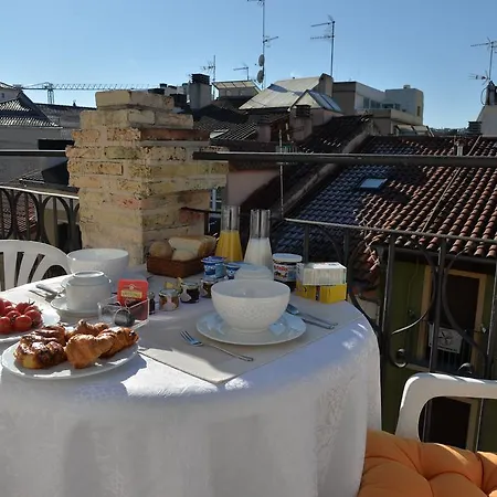 Navarra Chic & Terrace *