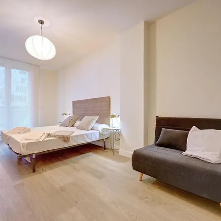 El Conde By Clabao Apartment *