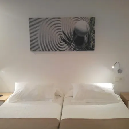 Guest house Sarasate 2*