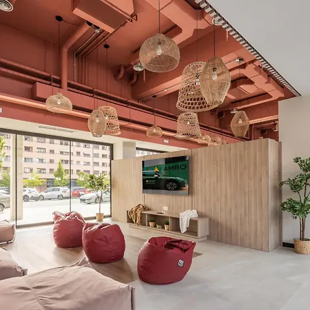Apartment Amro Residencia De Estudiantes *