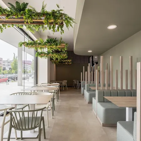 Amro Residencia De Estudiantes Pamplona