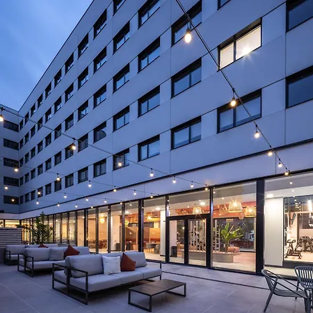 Amro Residencia De Estudiantes Pamplona