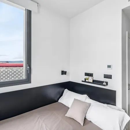And Coliving Apartahotel *