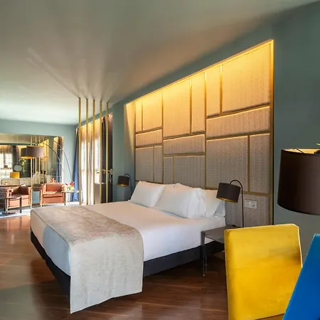 Hotel Catedral 4*
