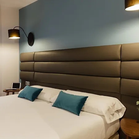Aparthotel Plaza
