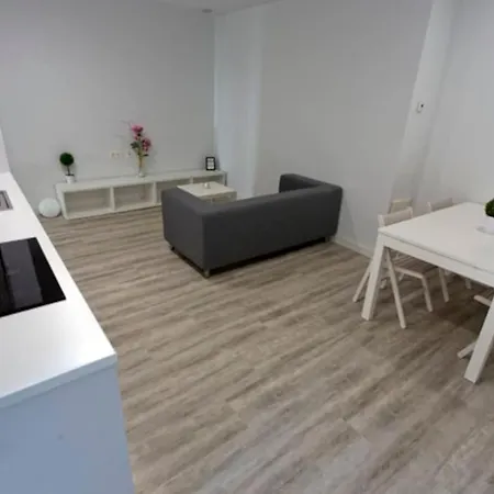 Apartment New In The City Centre