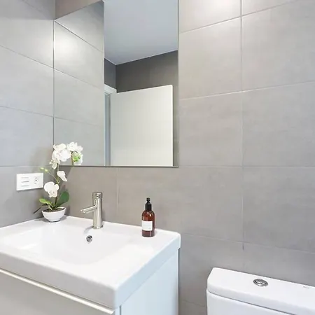 New In The City Centre Apartment Pamplona