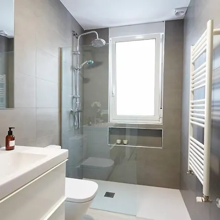 New In The City Centre Apartment