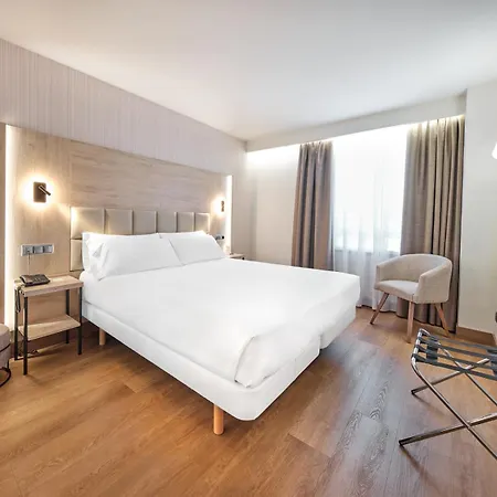 Albret 4* Pamplona