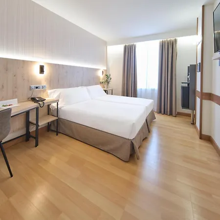 Albret Hotel 4*