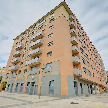 Panda By Clabao Apartment *