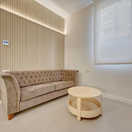Panda By Clabao Apartment Pamplona