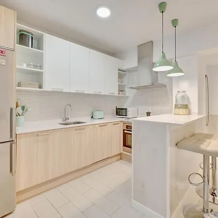 Sandoval By Clabao Apartment