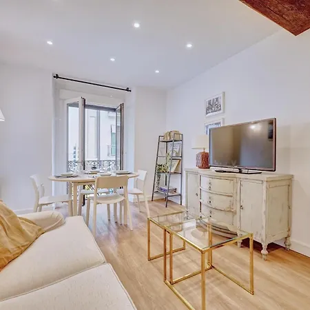 Chapitela 24 By Clabao Apartment *