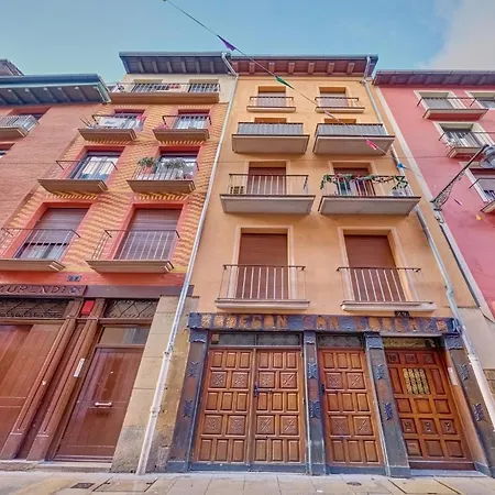 La Casa De Cuadros By Clabao Apartment *
