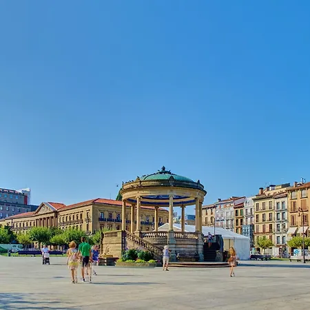 La Chapitela 7 By Clabao * Pamplona
