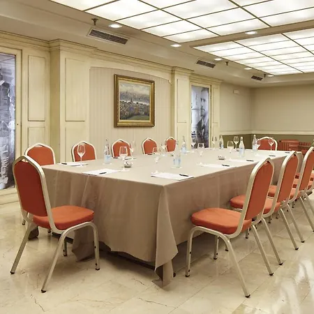 Hotel Blanca De Navarra 4*