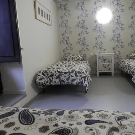 Plaza Catedral Hostel Pamplona