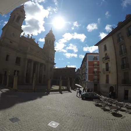 Plaza Catedral Hostel Pamplona