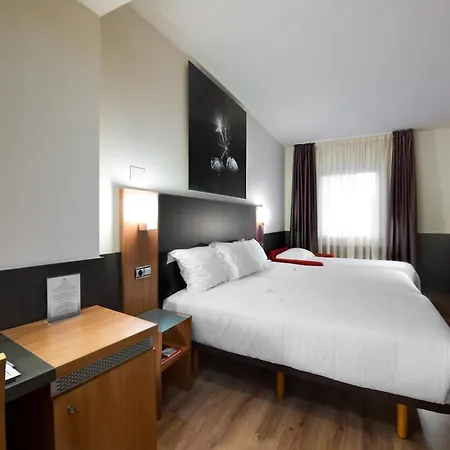 Maisonnave 4*