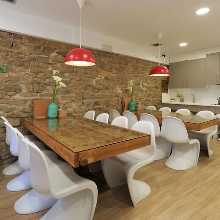 De Pamplona-irunako Hostel *