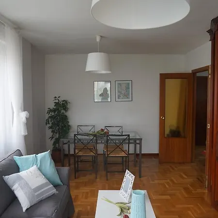 Apartamento Ermitagaña Pensión