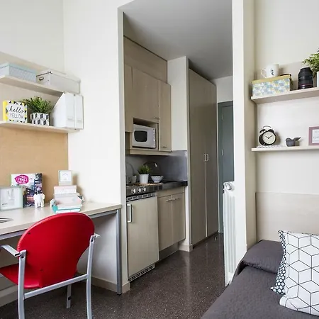 Residencia Universitaria Abedules Apartamento Pamplona