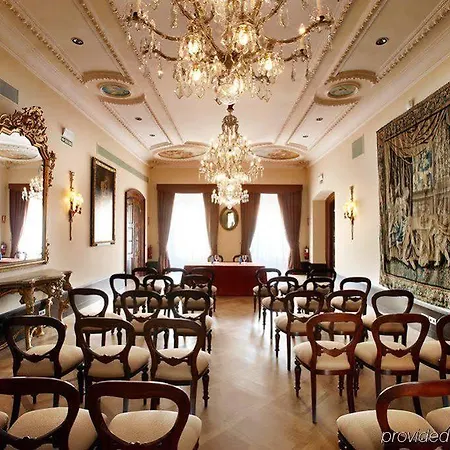 Palacio Guendulain Hotel